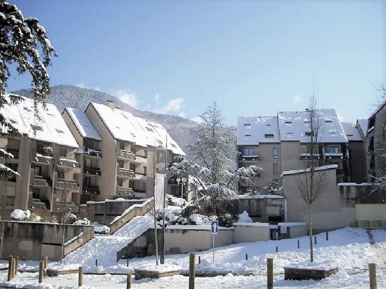 Charmant T2, Hypercentre, Calme, Terrasse, Parking Bagnères-de-Luchon Zewnętrze zdjęcie